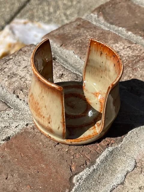 Sponge Holder by 404 Ceramics